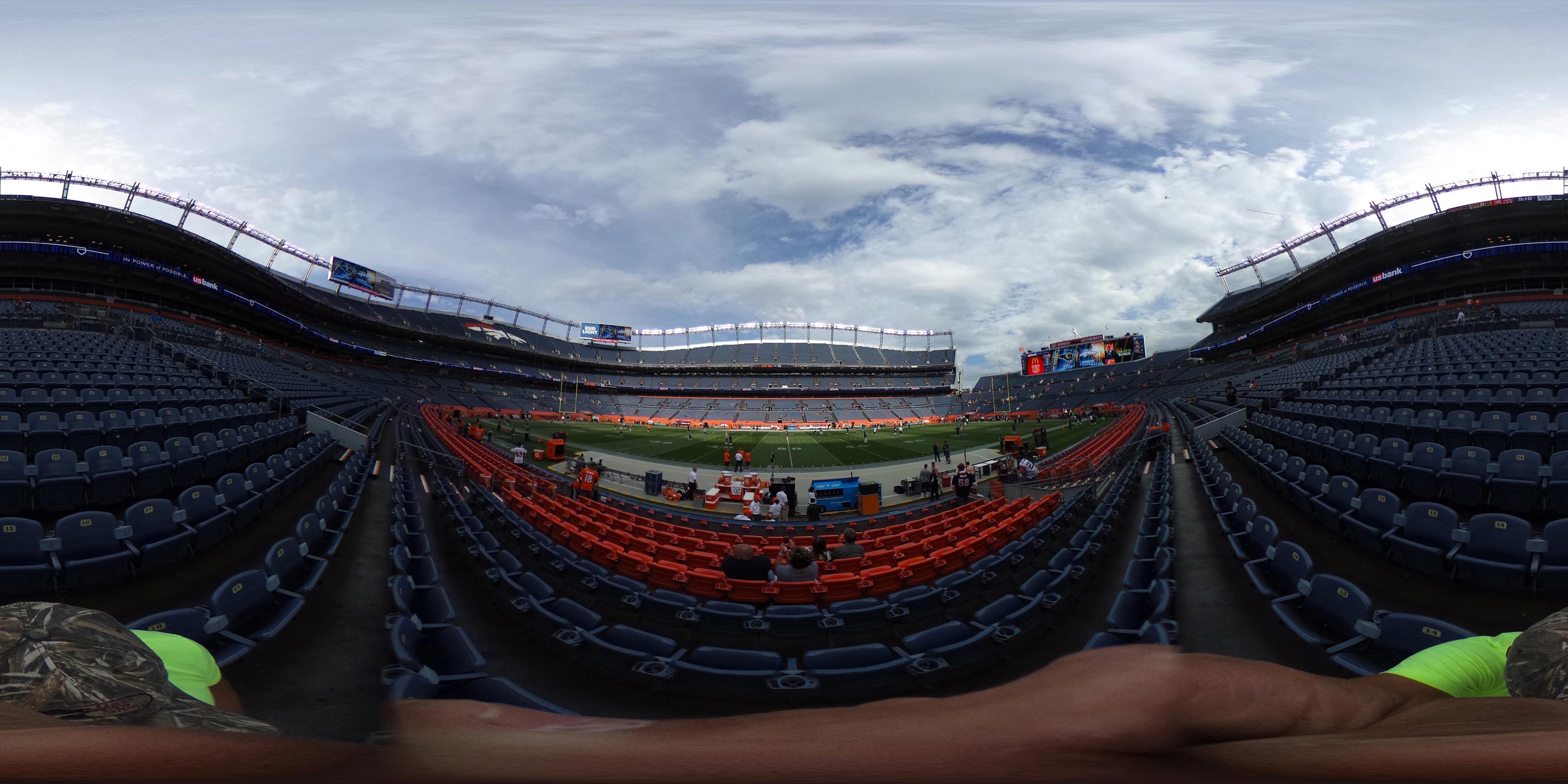 Chargers at Broncos Tickets in Denver (Empower Field at Mile High) - Dec  31, 2023 at 2:25pm