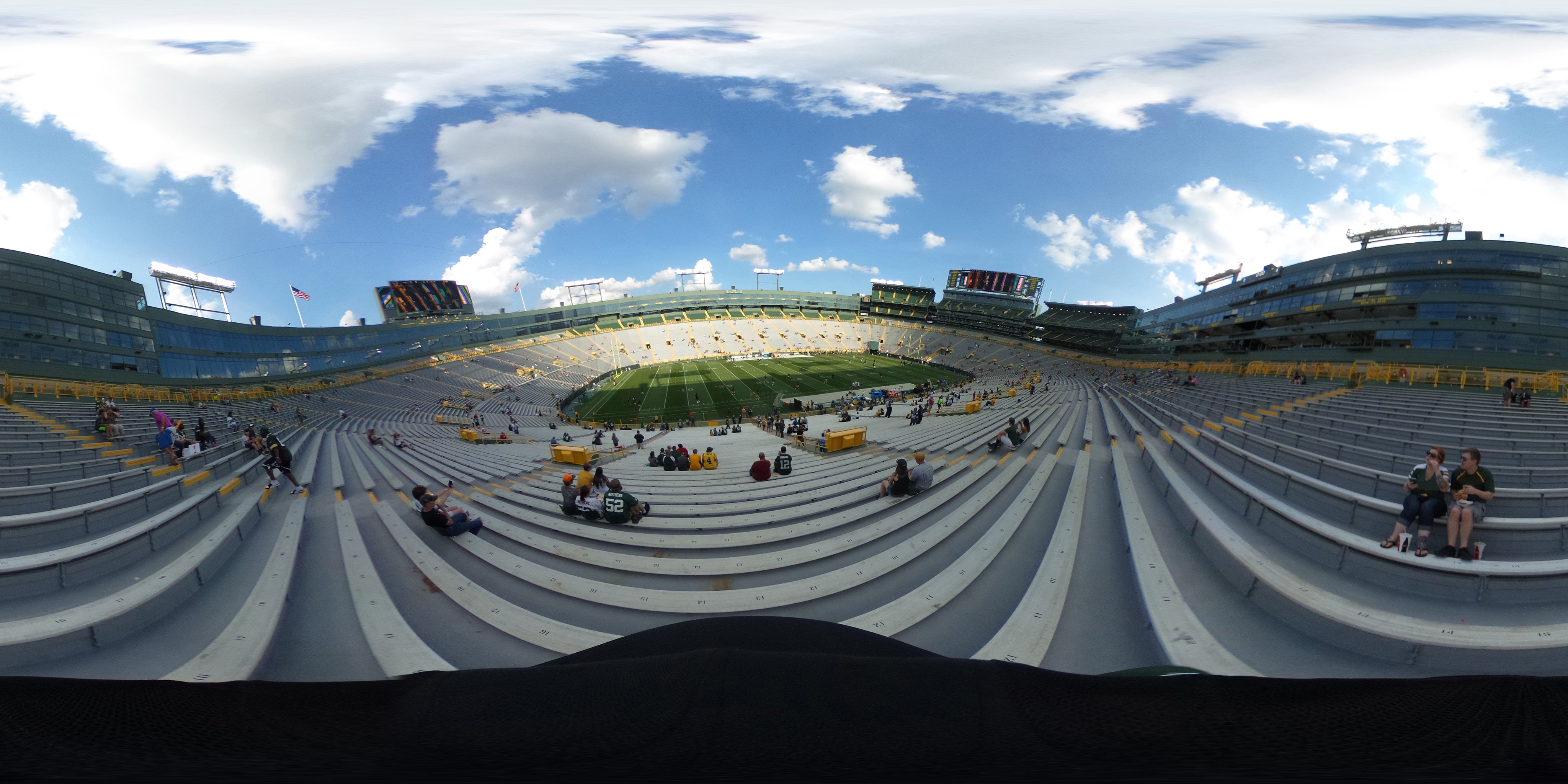 Green Bay Packers vs. Chicago Bears (Date: TBD) Tickets Sun, Jan 7, 2024  TBA at Lambeau Field in Green Bay, WI